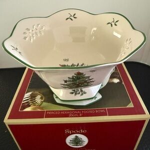 Spode Christmas Tree Hexagonal Footed Bowl.